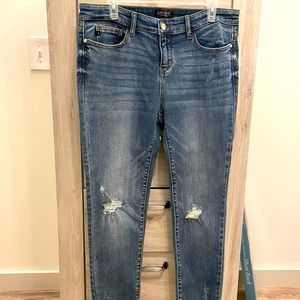 Jeans - Judy Blue - skinny fit - size 15/32 medium wash. 27.5 inseam